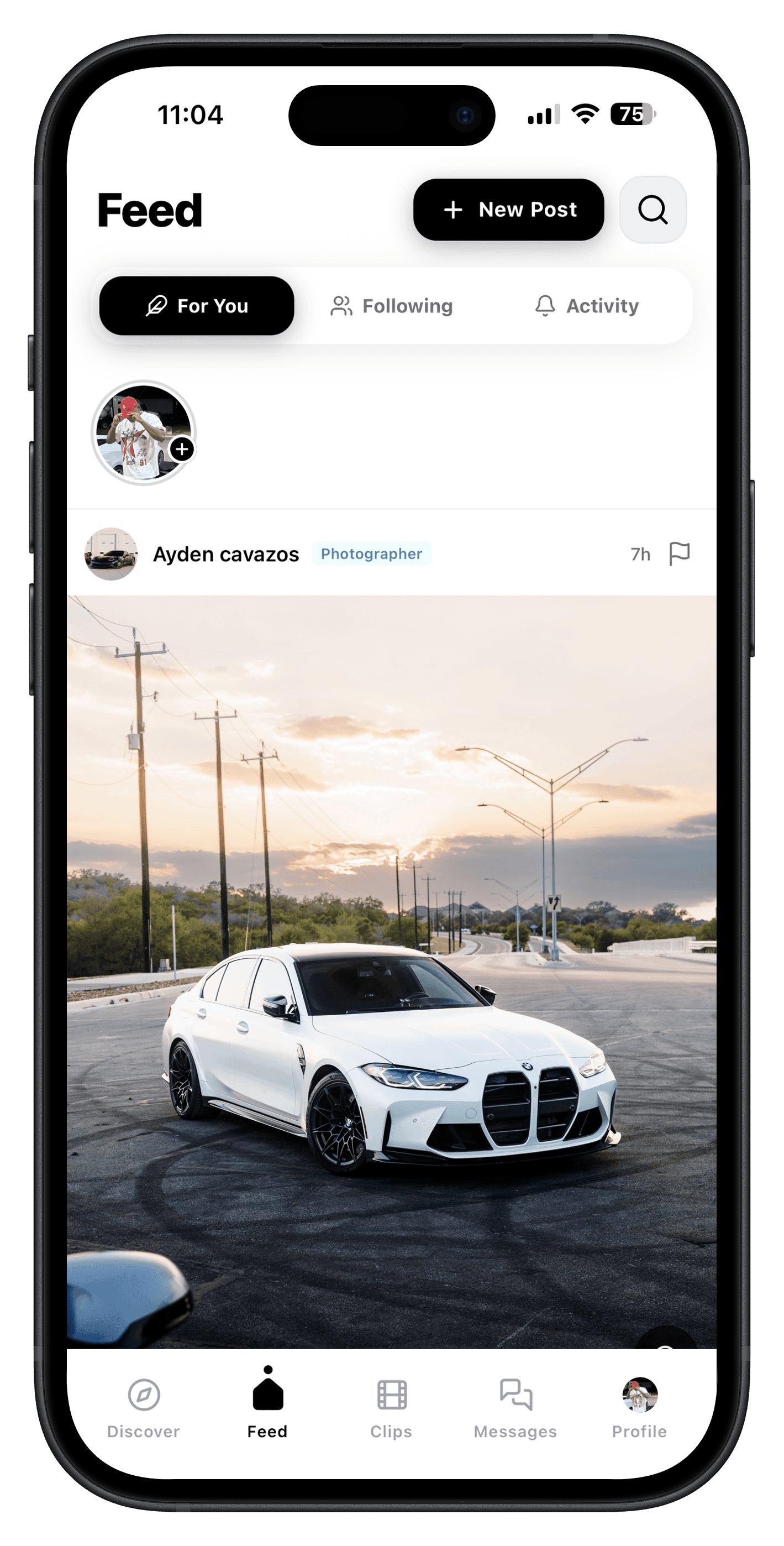 AutoMeet community feed interface