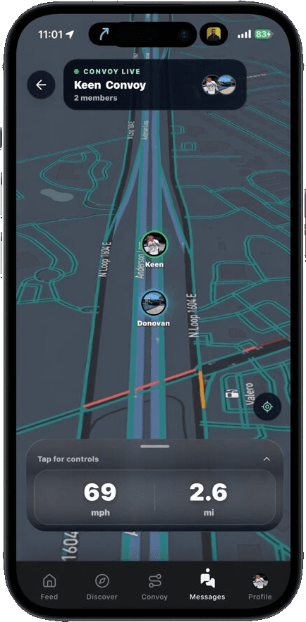 AutoMeet live convoy screen showing drivers on a route map